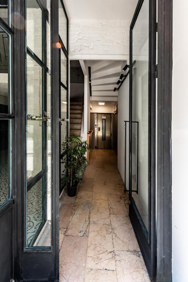 Intro Suites Istanbul Exterior photo